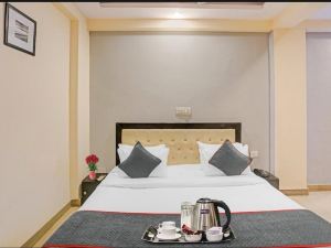 Hotel Noida Galaxy 48 by WB Inn
