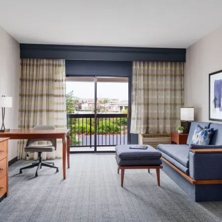 Courtyard Sacramento Folsom