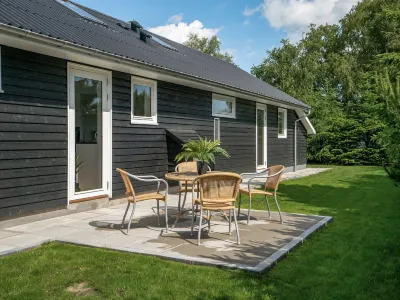 "Cholena" - 700m from the Sea Hotels near Tofte Taarnet