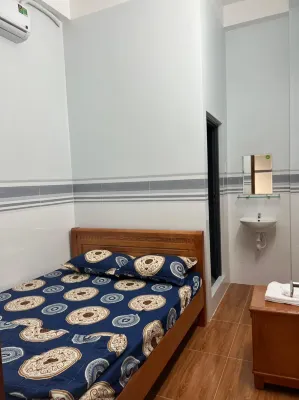 Kien Quoc Guesthouse Long Xuyen - parcheggio
