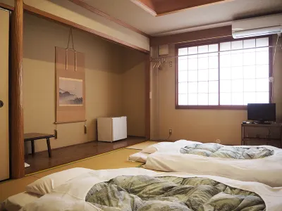 Hotel Daikoen Hotel dekat Okunoshima Island