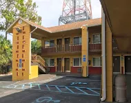Gainesville Lodge فنادق في Alachua County