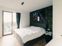 Sky Tower View - Balcony
