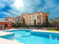 Le Clos Sainte Anne - 停車場