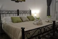 Karina's Rooms 塔蘭託住宿飯店