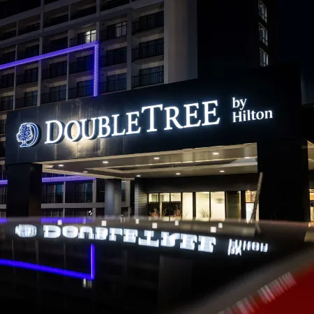 DoubleTree by Hilton Calgary North