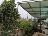 Hetang Yueshe Guesthouse Hotels near Jingshan Cultural and Creative Park · Air-Raid Shelter 1977