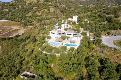 Sarakinas Residences Hotel di Mirtos