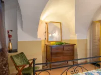 Giallo Hotels in Vasia