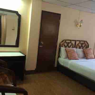Lukmuang 2 Hotel Rooms
