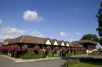 Premier Inn Northampton West (Harpole) Hotels near Aynhoe Park