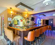 Americas Best Value Inn and Suites Melbourne - Baarit
