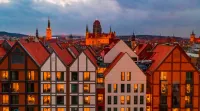 Radisson Hotel & Suites Gdansk Hotel dekat Gdansk Lech Walesa Airport
