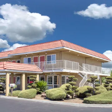 Days Inn by Wyndham Turlock