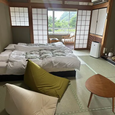 Nakamuraya Hotels near Tōshijima