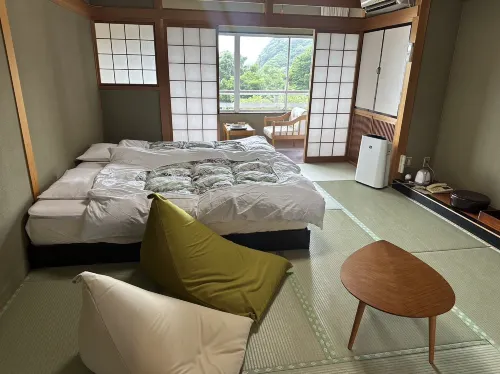 Nakamuraya