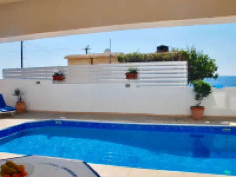 Villa Only 50m to the Sea, Sleeps 12, Polis Hotels in Pomos