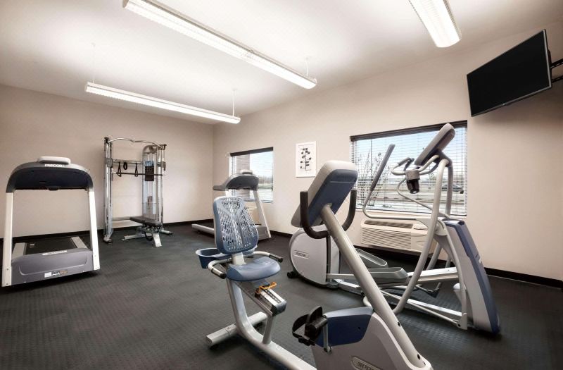 Country Inn & Suites by Radisson, Enid, OK photo 3