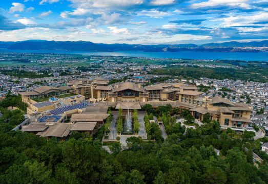 힐튼 다리 리조트 전경