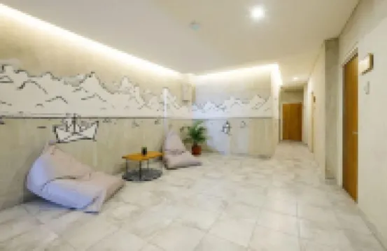 Lopi Hotel