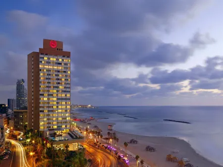 Sheraton Grand Tel Aviv Отели рядом с достопримечательностью «Площадь Ицхака Рабина»