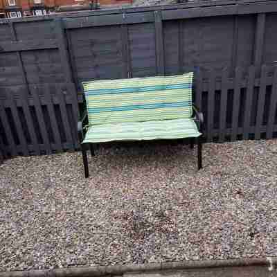 Leeds Cute 1 Bed Apt Garden Free Wifi & Parking Hotel Exterior