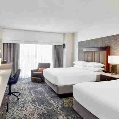 Sheraton Indianapolis Hotel at Keystone Crossing Rooms