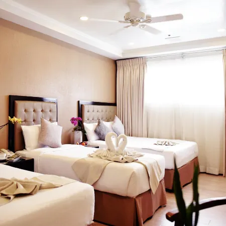 Aura One Hotel