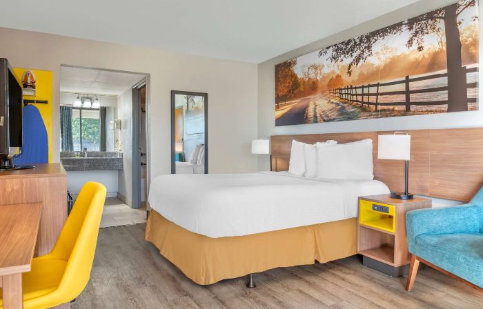 Days Inn & Suites by Wyndham Rocky Mount Golden East
