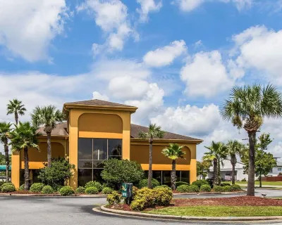 Quality Inn Brunswick Hotels in Darien