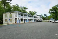 Studio Inn and Suites