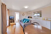 High View Family Cottages Hotels in Koroit