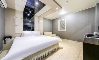 Changwon Sangnam-Dong Q