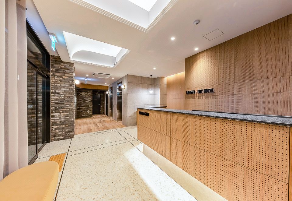 2. 브라운도트 울산..