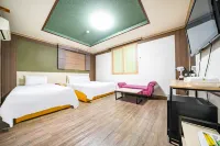 Muan Chosunbeach Hotel Hotels in Muan