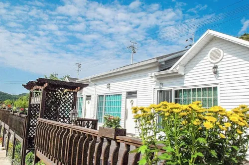 Yangpyeong Malgeunmul Pension