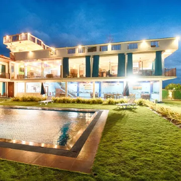 Calypso Sunset Beach Hotel