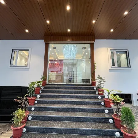 Hotel Satsang Grand