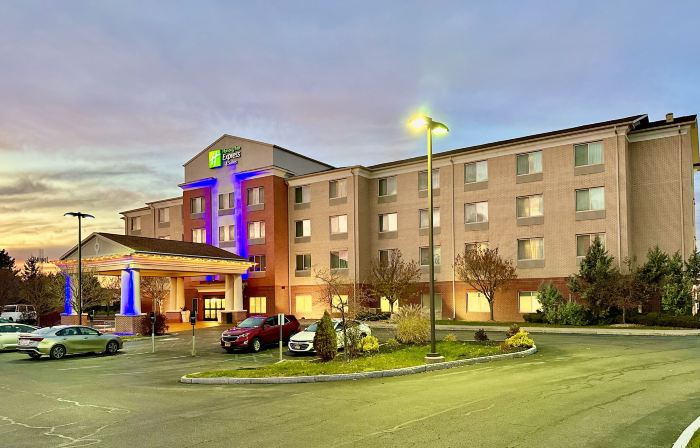 Holiday Inn Express & Suites DEWITT (SYRACUSE) by IHG