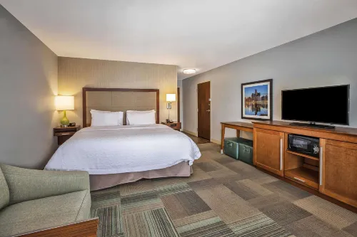 Hampton Inn by Hilton West Bloomfield Novi - parking
