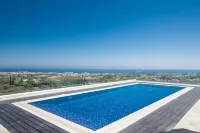 KO1 with Breathtaking Sea Views