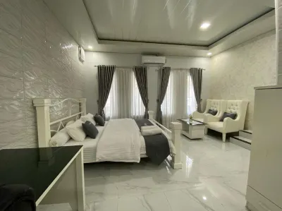 Capital O 93794 Athallah Homestay Syariah Hoteles en Sukadana Ham