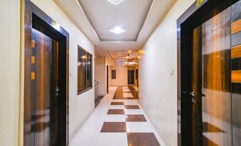 FabHotel Shivam Palace- Near Mahakal Mandir