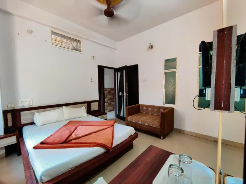 Hotel Raj Palace Hotels in Maheshwar