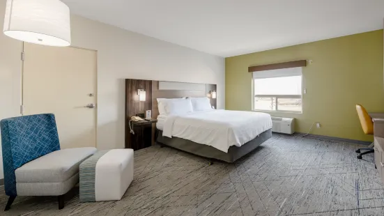 Holiday Inn Express & Suites Edmonton South