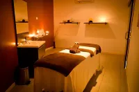 阿爾姆尼卡海灣酒店 - SPA