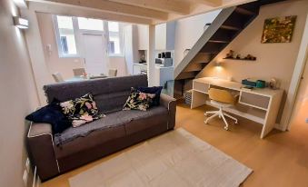 Altido Lovely Loft for 2 with Private Entrance