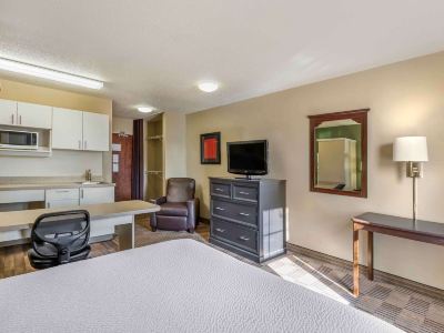 Extended Stay America Select Suites - Chicago - Downers Grove