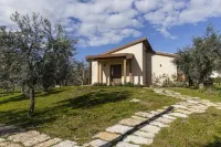 Antico Borgo Molino 7Cento Hotels in der Nähe von Garten von Ninfa