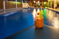 Grand Coastal Hotel - Pools